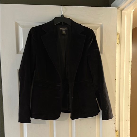 Banana Republic Jackets & Blazers - Banana Republic Black Velvet Blazer